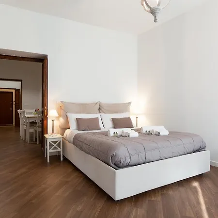 Guesthost - Quattro Canti Charming Flat Παλέρμο